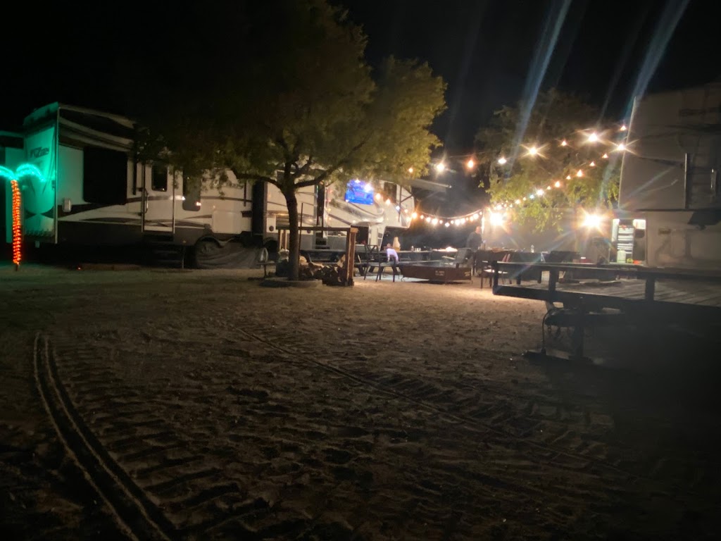 Roaring20 | restaurant | 6474 Evan Hewes Hwy, Winterhaven, CA 92283, USA | 9499102526 OR +1 949-910-2526