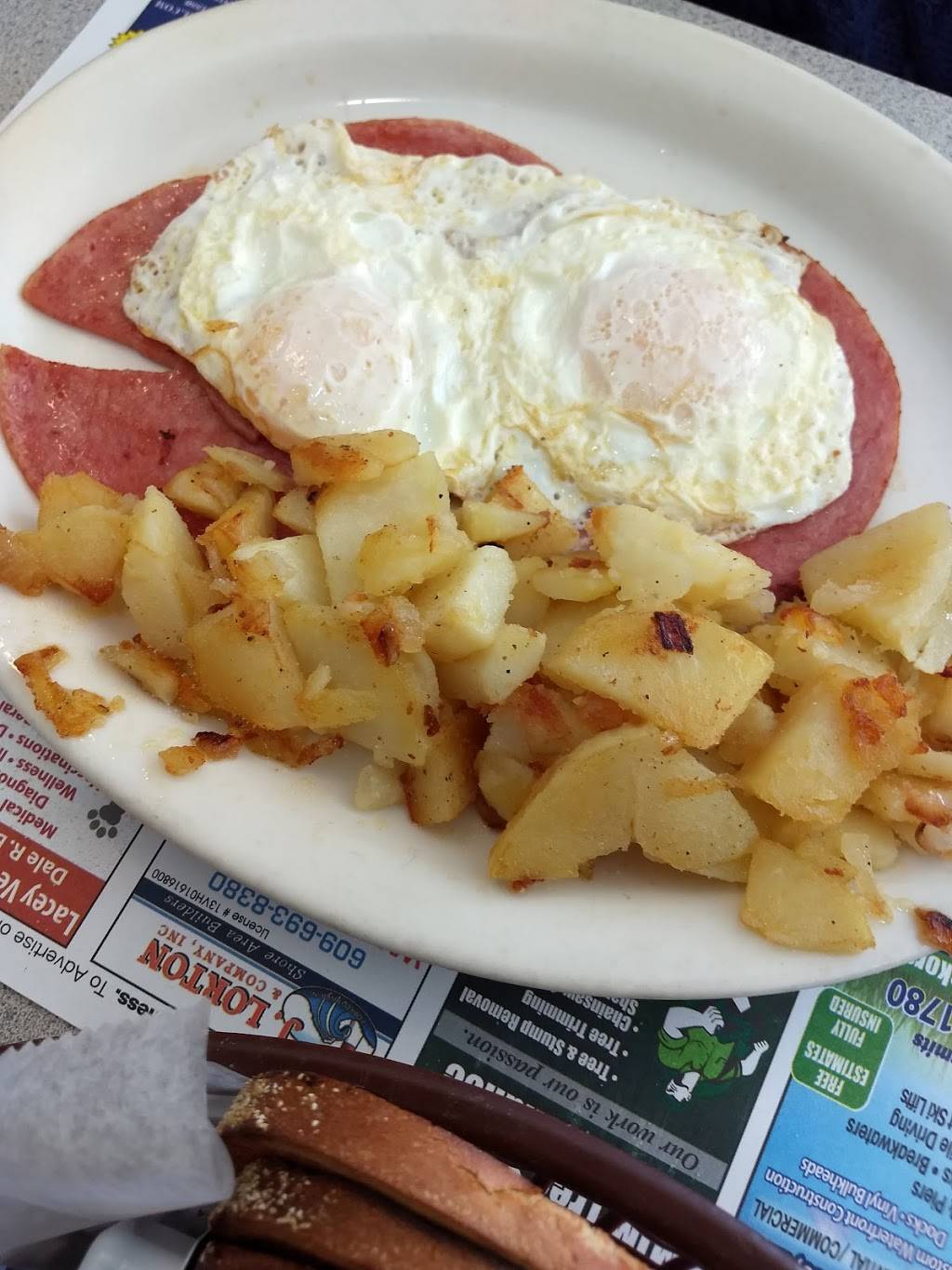 Lacey Diner | restaurant | 530 Lacey Rd, Forked River, NJ 08731, USA | 6096935565 OR +1 609-693-5565