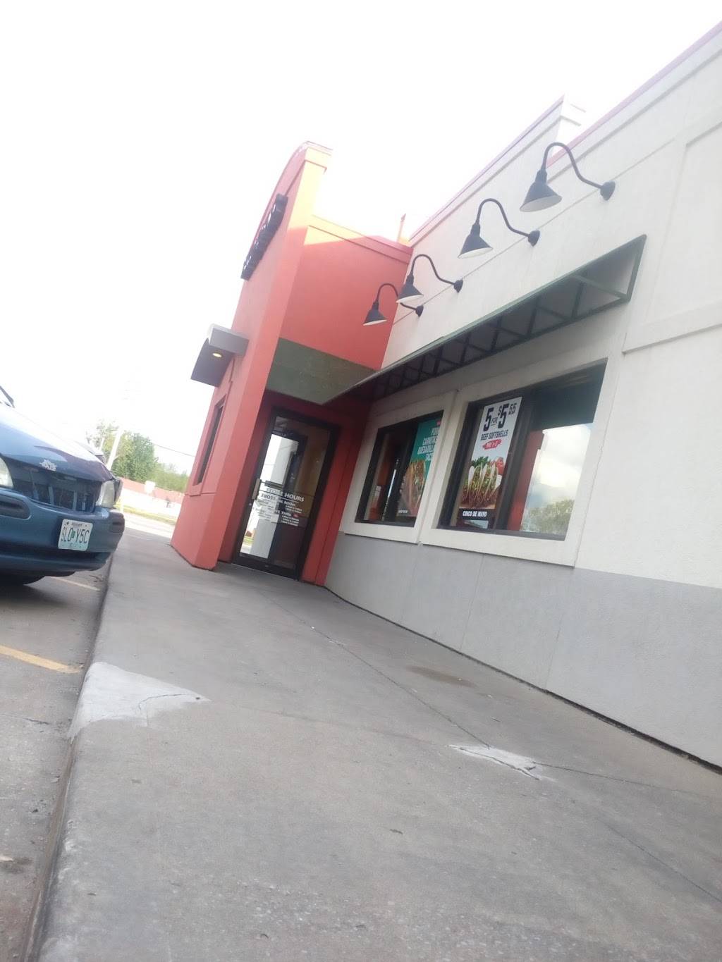 Taco Johns | restaurant | 6110 Lake Ave, St Joseph, MO 64504, USA | 8162385685 OR +1 816-238-5685