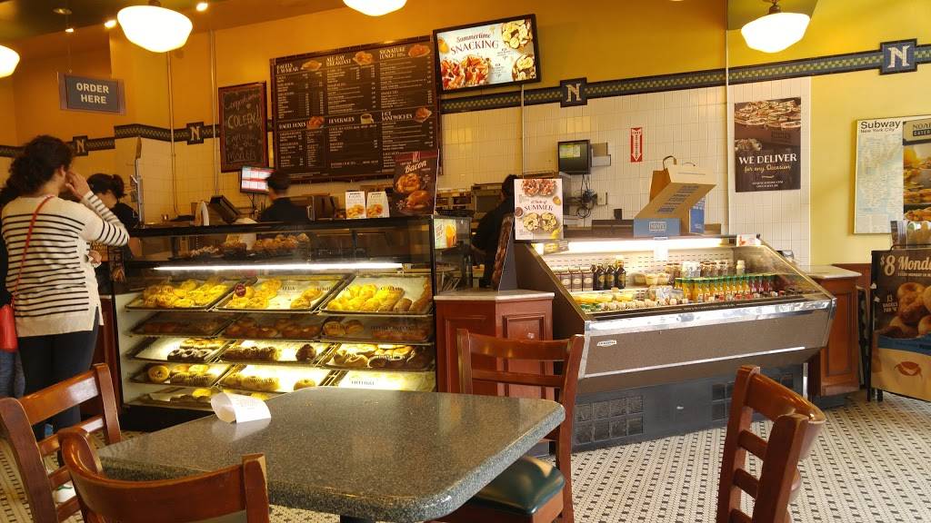 Noahs Bagels | cafe | 3351 Lakeshore Ave, Oakland, CA 94610, USA | 5104523744 OR +1 510-452-3744