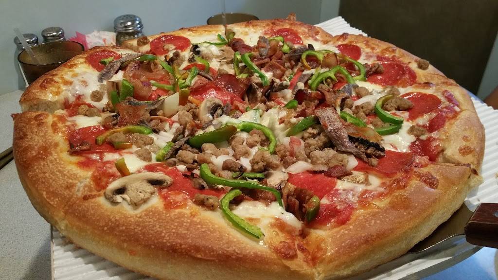 New England Pizza | restaurant | 6728 Bustleton Ave, Philadelphia, PA 19149, USA | 2153320400 OR +1 215-332-0400