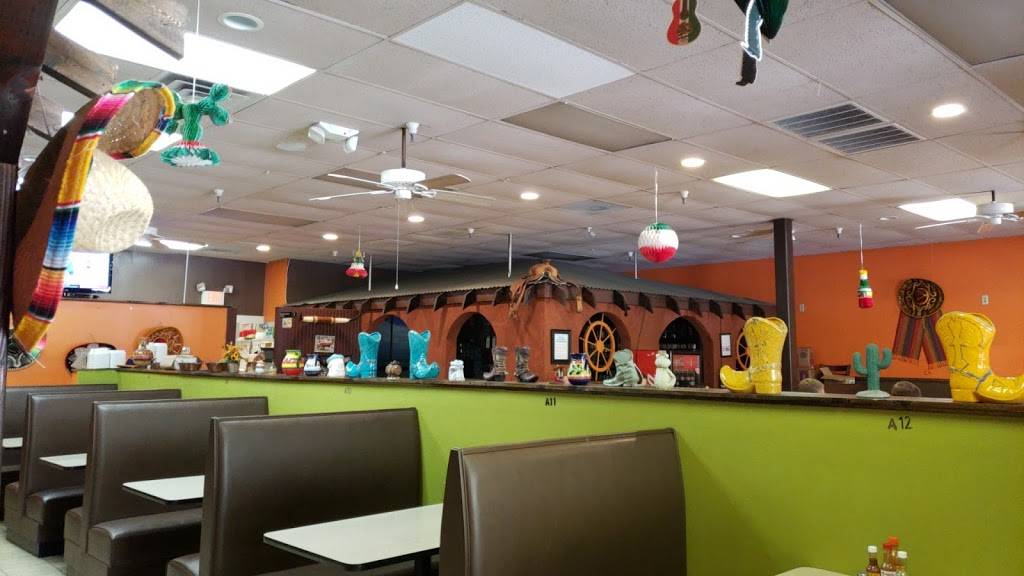 Las Cazuelas | restaurant | 2700 E Dupont Ave, Belle, WV 25015, USA | 3049496900 OR +1 304-949-6900