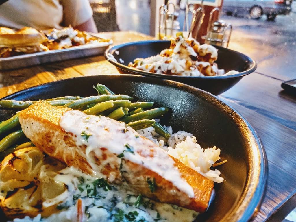 The General Public | restaurant | 208 E Washington St, Suffolk, VA 23434, USA | 7579228040 OR +1 757-922-8040