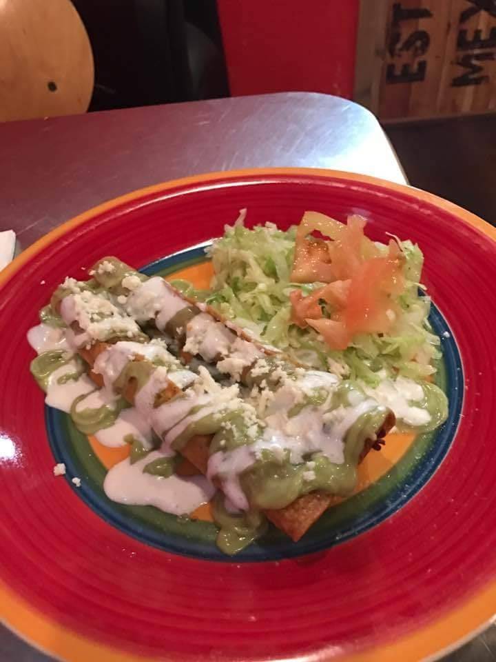 La Sultana | restaurant | 616 schooldell Dr Dallas tx, Dallas, TX 75211, USA | 4697788705 OR +1 469-778-8705