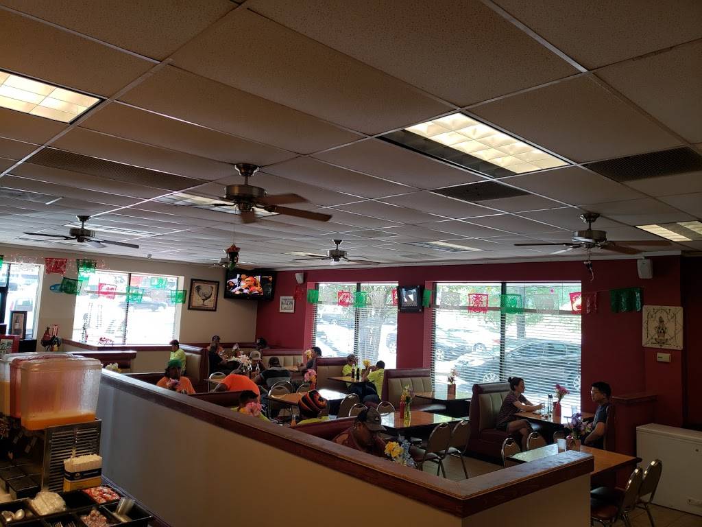 Taqueria Hot Wing | restaurant | 11250 GA-9, Roswell, GA 30076, USA | 4046475452 OR +1 404-647-5452