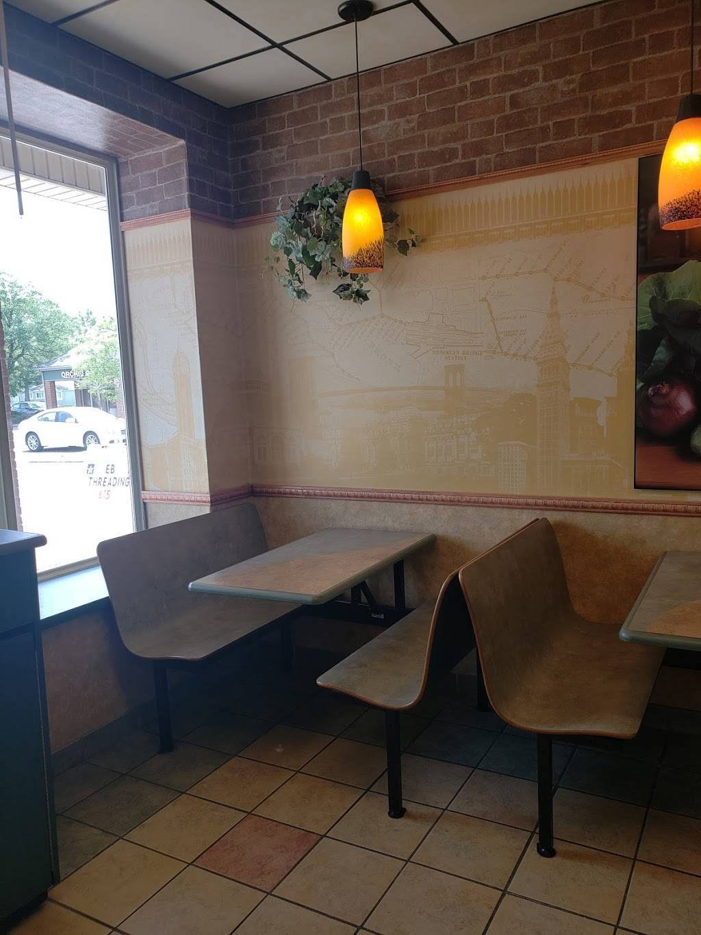 Subway | restaurant | 34 W Square Lake Rd, Troy, MI 48098, USA | 2488287877 OR +1 248-828-7877