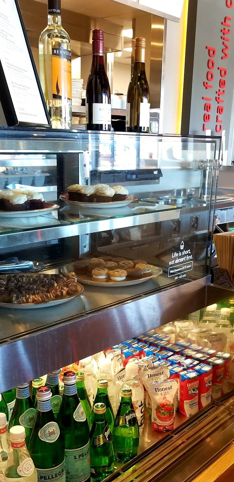 Luna Grill | restaurant | 1571 E Debbie Ln #140, Mansfield, TX 76063, USA | 8177794600 OR +1 817-779-4600