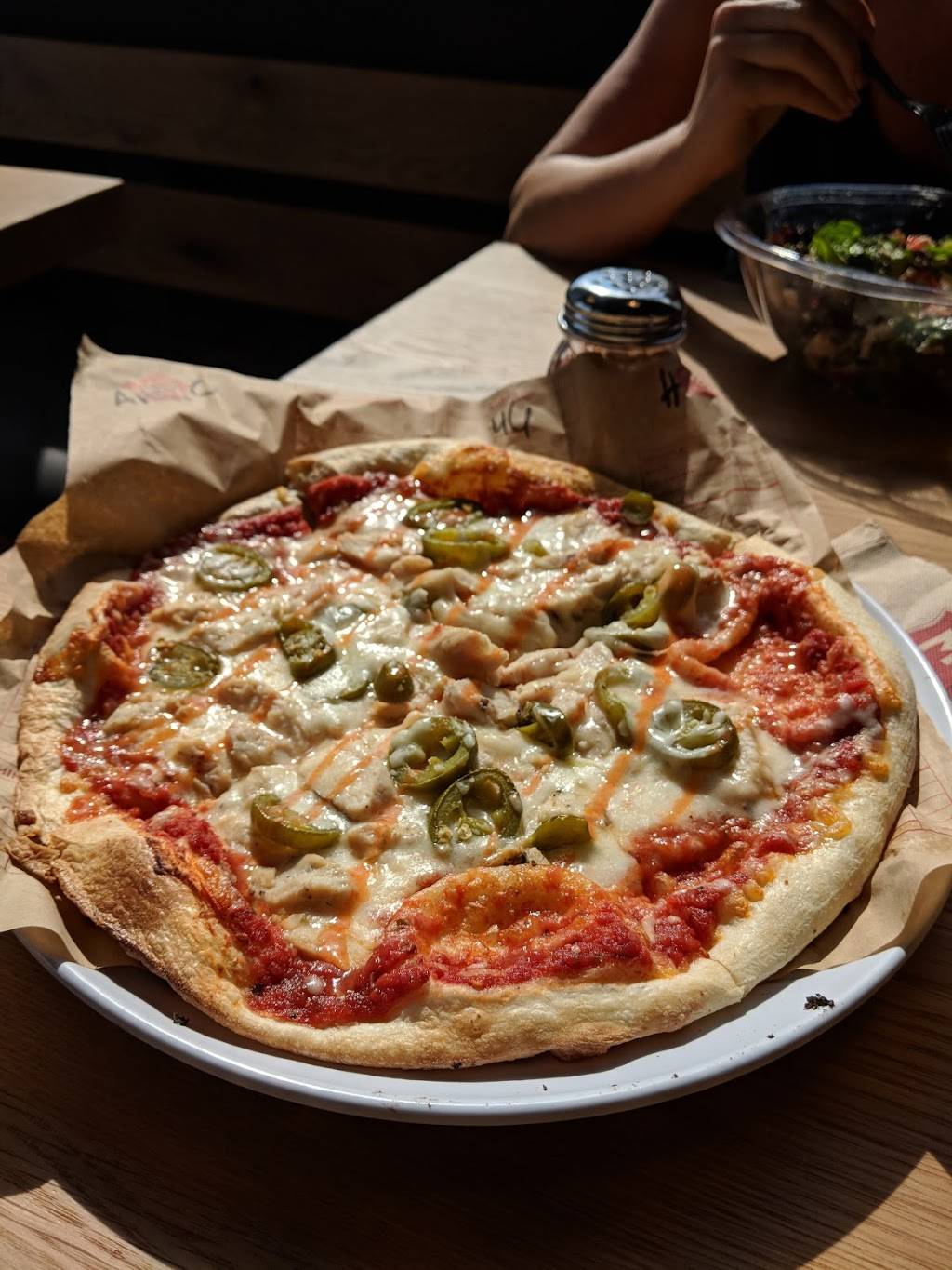 MOD Pizza | restaurant | 1022 Ogden Ave, Downers Grove, IL 60515, USA | 6302866775 OR +1 630-286-6775