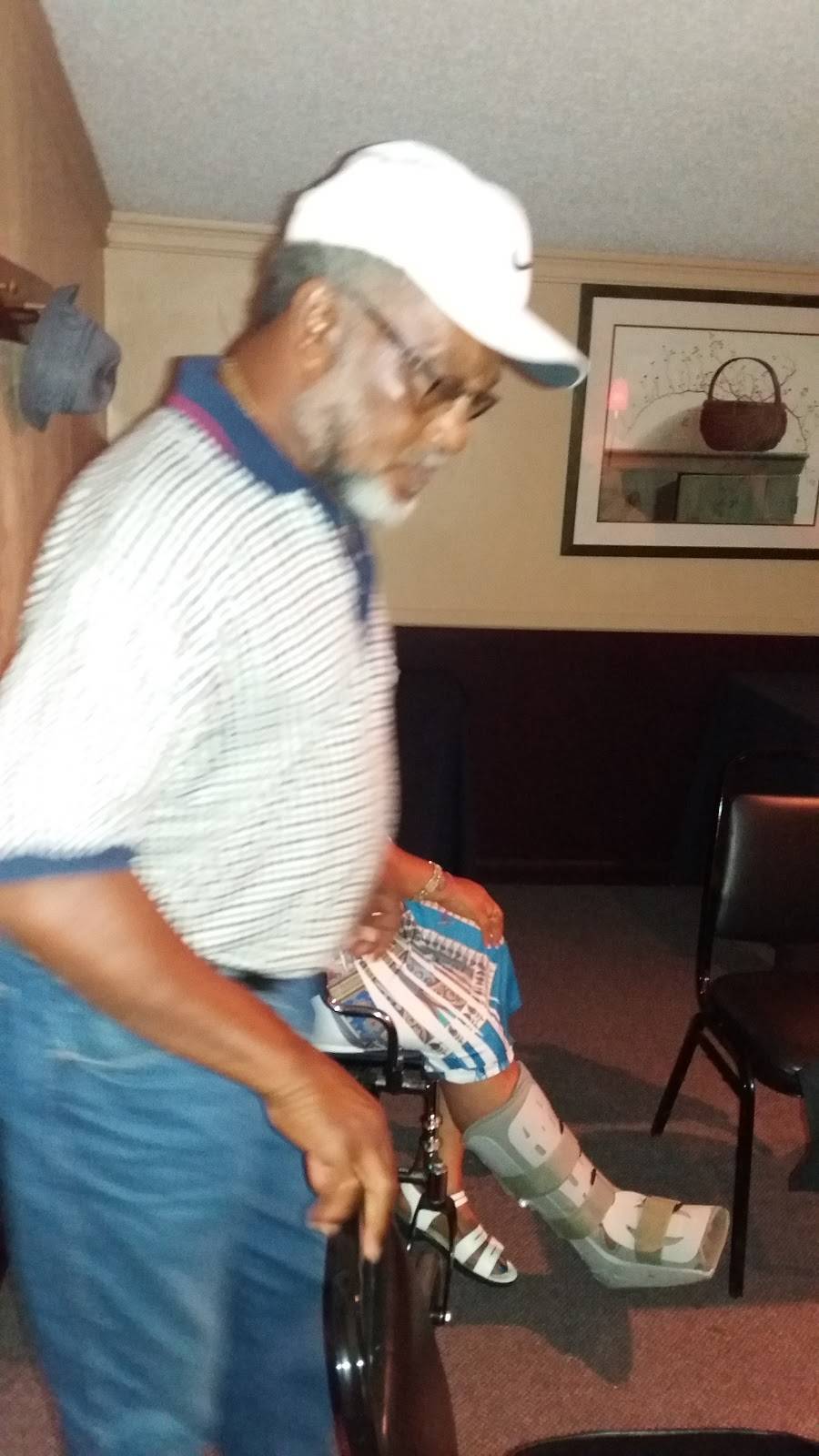 Yarboroughs Restaurant | restaurant | 321 Marco Blvd, Lexington, NC 27295, USA | 3369567781 OR +1 336-956-7781