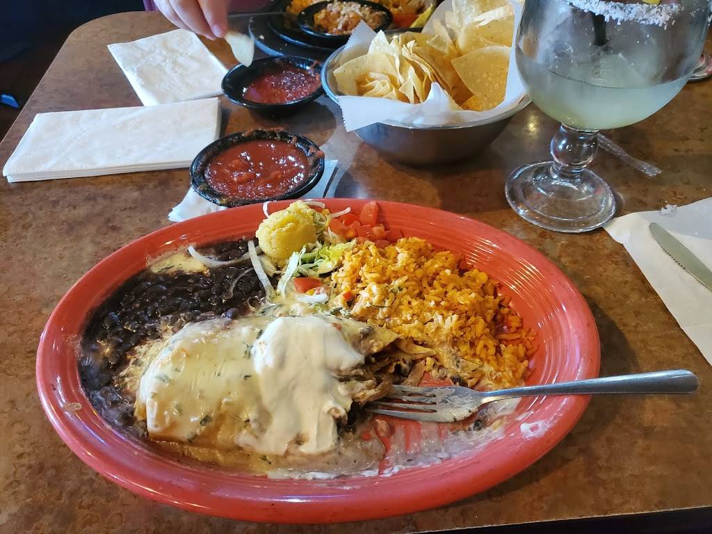 Mi Ranchito | restaurant | 5708 N Oak Trafficway, Kansas City, MO 64118, USA | 8169941999 OR +1 816-994-1999
