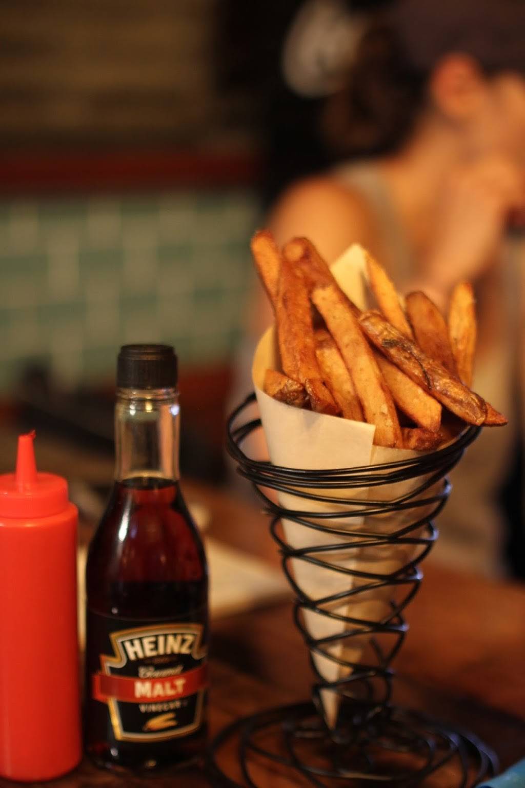 Kosiner Brothers Fry Shack | restaurant | 201, 10 Main St, New Paltz, NY 12561, USA | 8456338323 OR +1 845-633-8323