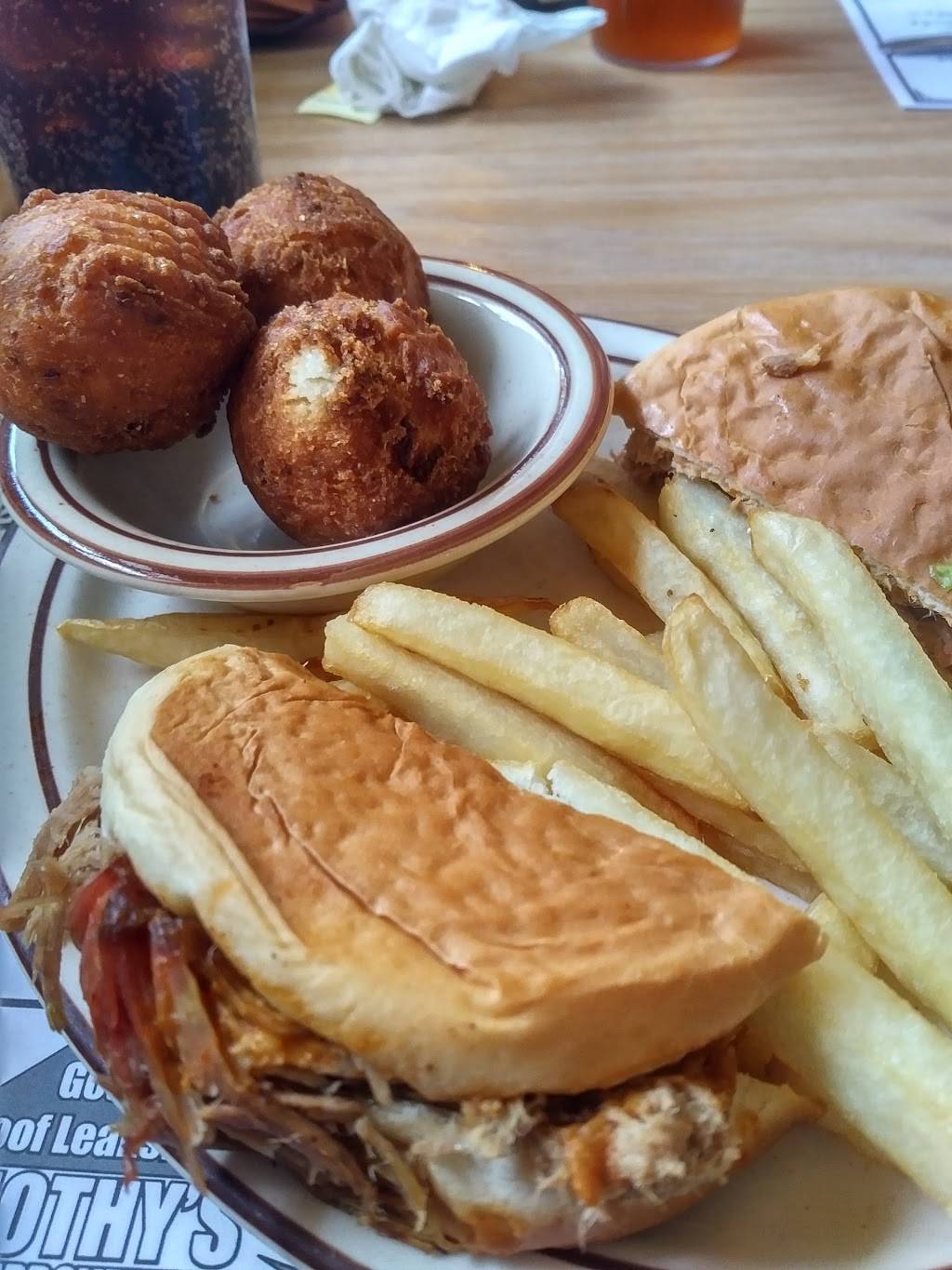 Kings Barbecue | restaurant | 2910 S Crater Rd, Petersburg, VA 23805, USA | 8047320975 OR +1 804-732-0975