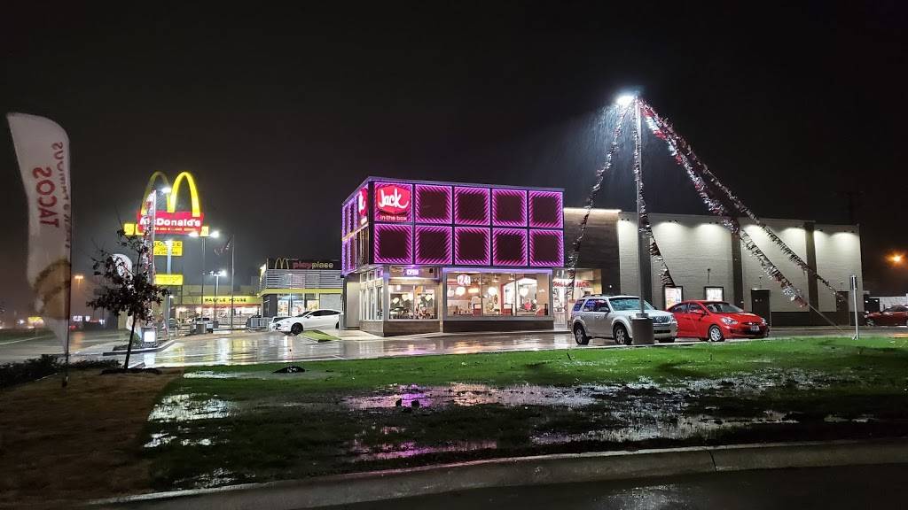 Jack in the Box | restaurant | 5757 N Jim Miller Rd, Dallas, TX 75228, USA | 2149573704 OR +1 214-957-3704