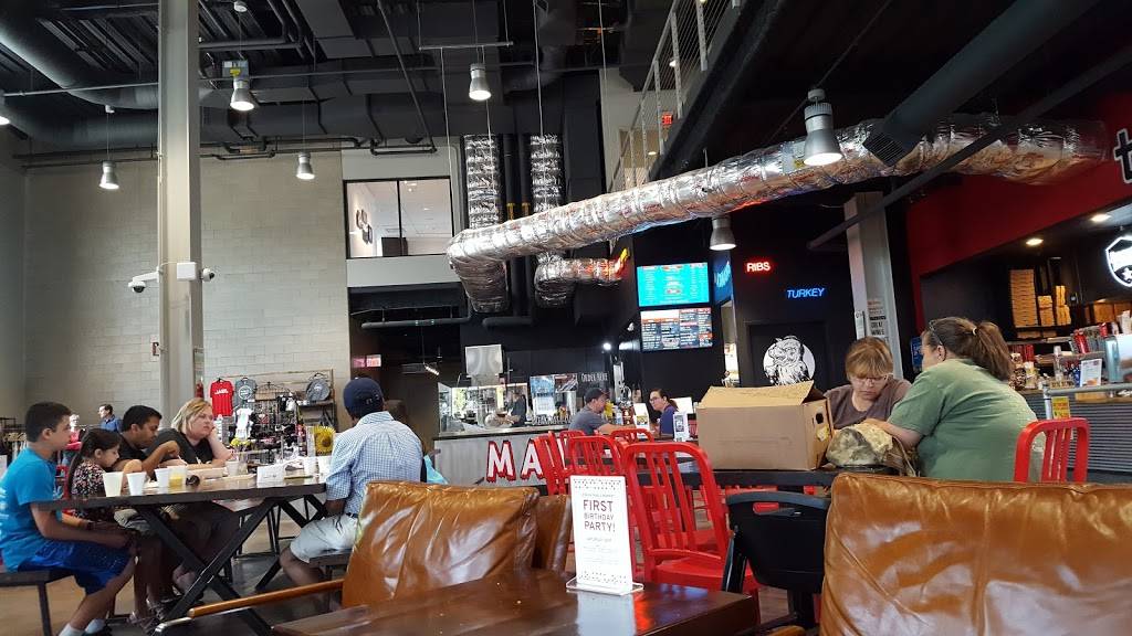 Lenexa Public Market | restaurant | 8750 Penrose Ln, Lenexa, KS 66219, USA | 9134777516 OR +1 913-477-7516