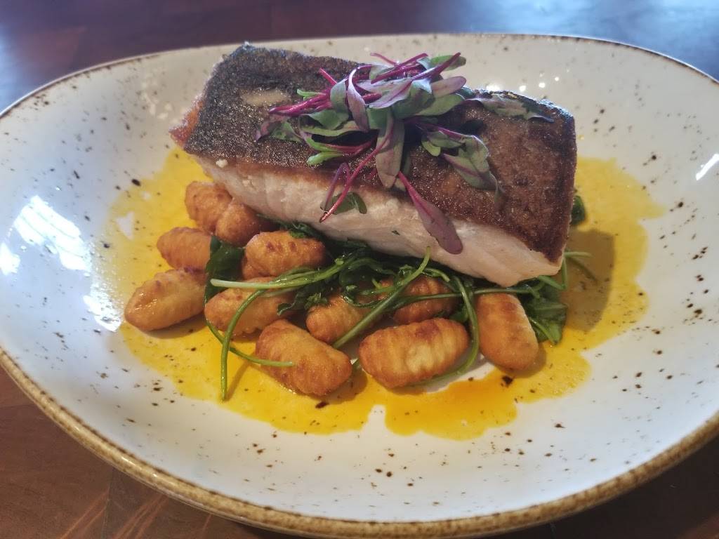 SĒR Steak and Spirits | restaurant | 2201 N Stemmons Fwy, Dallas, TX 75207, USA | 2147617479 OR +1 214-761-7479