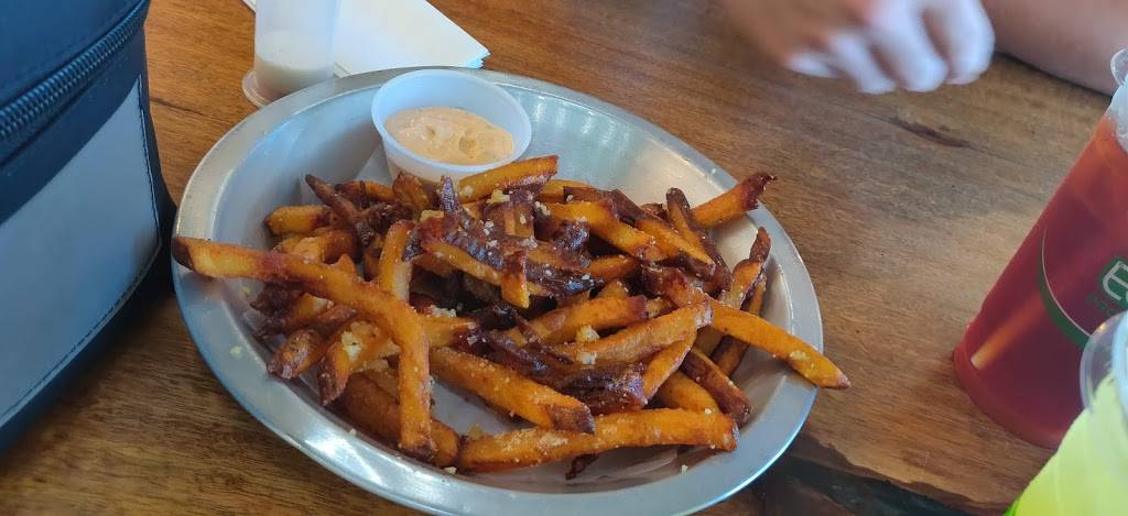 E.A.R.L kakaako: sandwiches, etc | restaurant | 400 Keawe St #103, Honolulu, HI 96813, USA | 8087443370 OR +1 808-744-3370