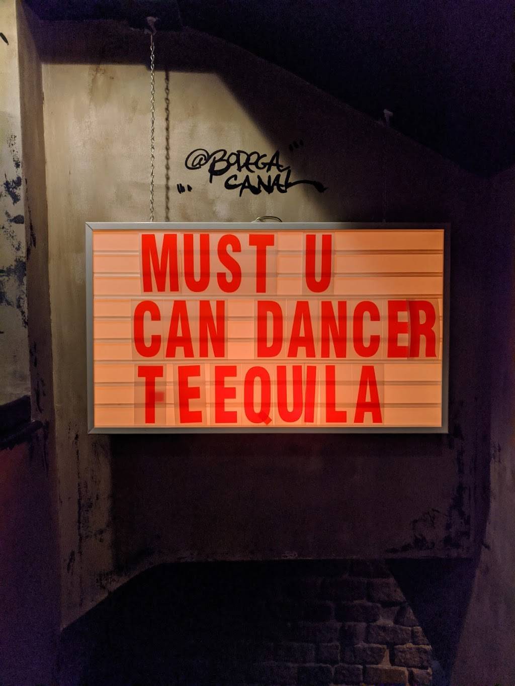 Bodega Canal | restaurant | 57 Canal St, Boston, MA 02114, USA | 6178334885 OR +1 617-833-4885