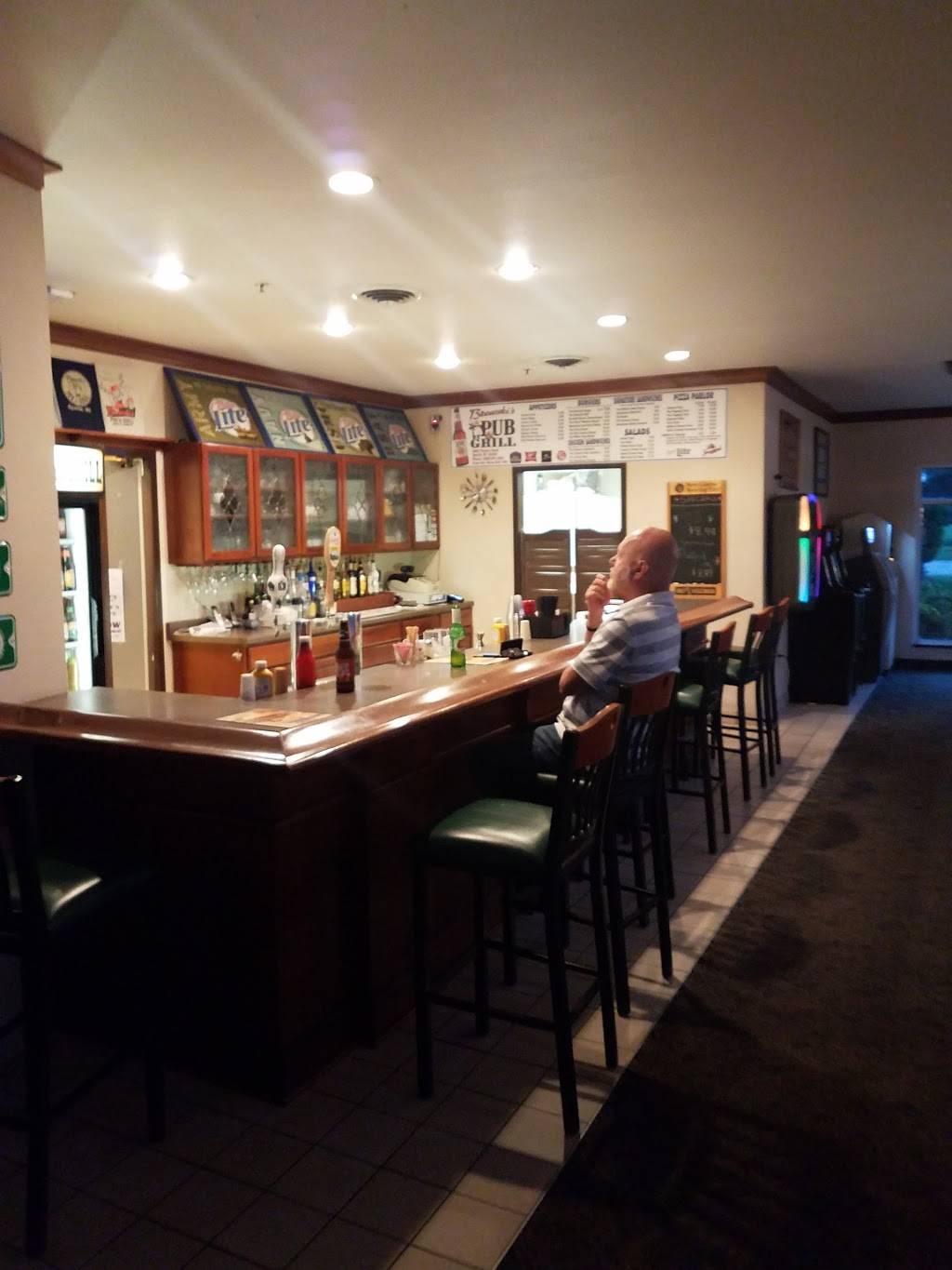 Brewskis Pub & Grill | restaurant | 4445 Theater Rd, Sparta, WI 54656, USA | 6082692664 OR +1 608-269-2664