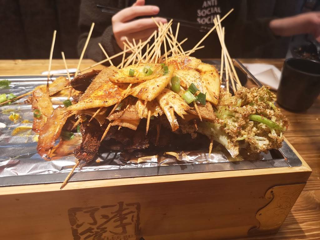 Legend Lee BBQ | restaurant | 4733 Steeles Ave E, Scarborough, ON M1V 4S5, Canada | 4163218989 OR +1 416-321-8989