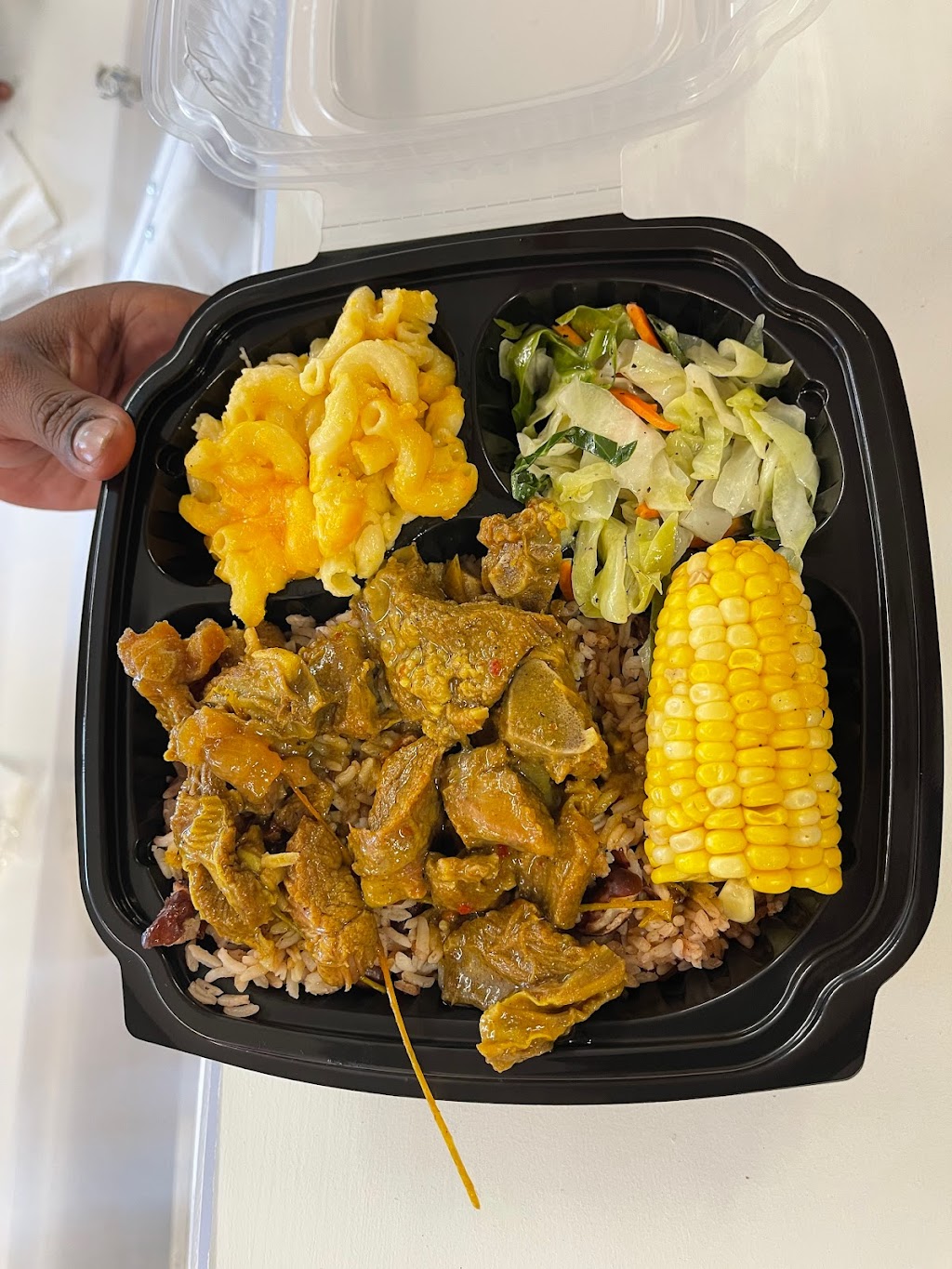 Hudson Super Hot Caribbean | restaurant | 904 Hudson Ave, Rochester, NY 14621, USA | 5854718267 OR +1 585-471-8267