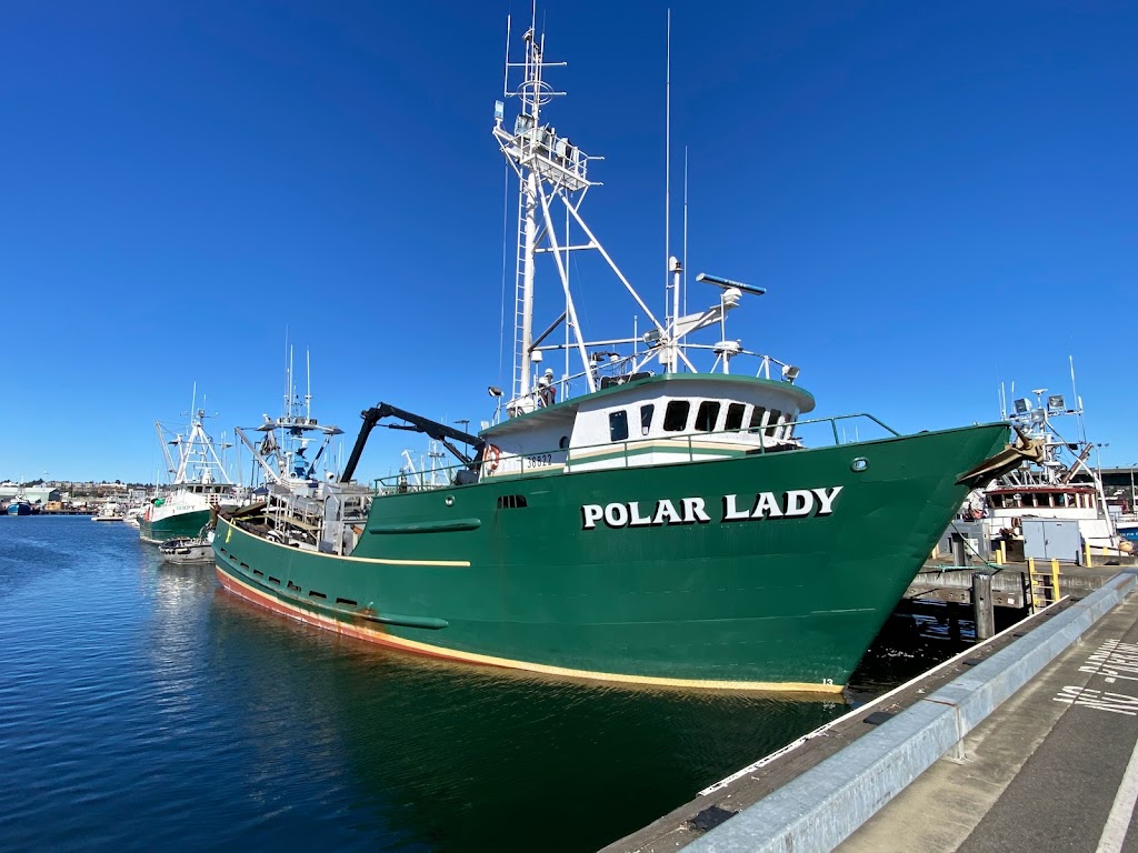 Little Chinook’s | restaurant | 3919 18th Ave W, Seattle, WA 98119, USA | 2062834665 OR +1 206-283-4665