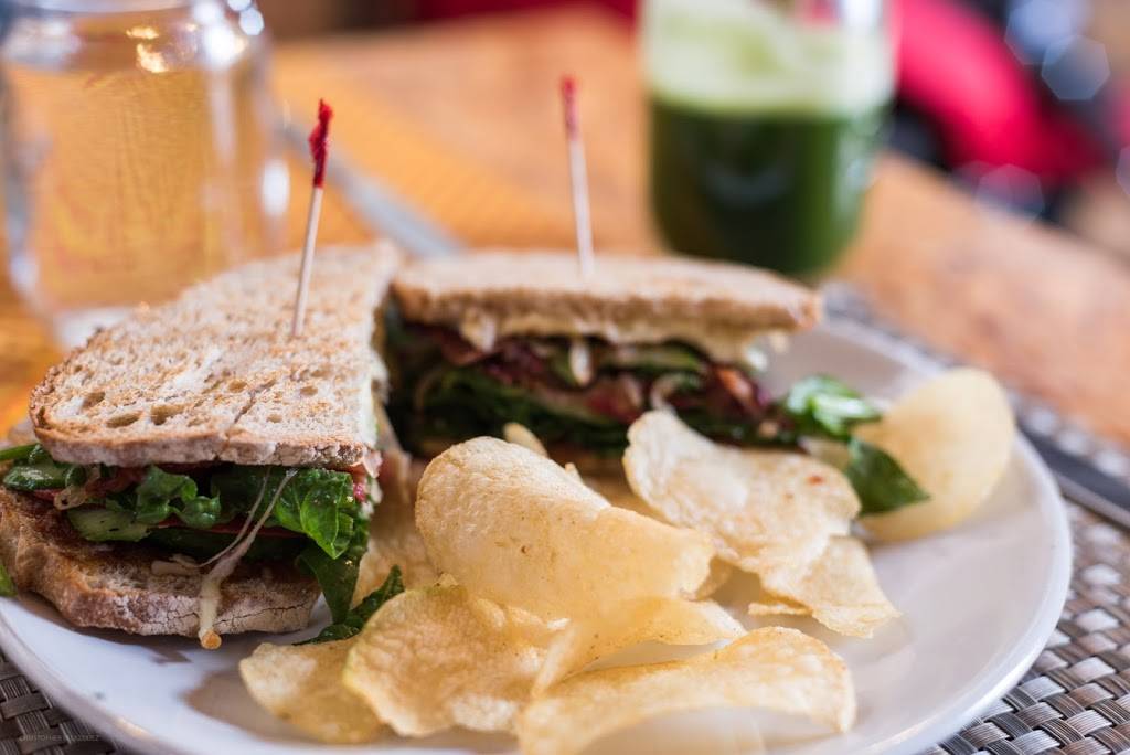 La Flor De La Calabaza | restaurant | km -ensenada, Carretera Tijuana-Ensenada 108, Zona playitas, Quintas Papagayo, 22760 Ensenada, B.C., Mexico | 016461744092 OR +52 646 174 4092