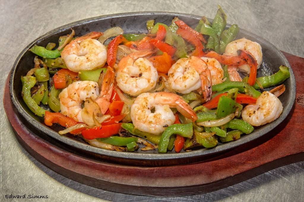 El Charro | Oaxaca Restaurant | restaurant | 14464 Atstar St #202, Victorville, CA 92395, USA | 7602434242 OR +1 760-243-4242