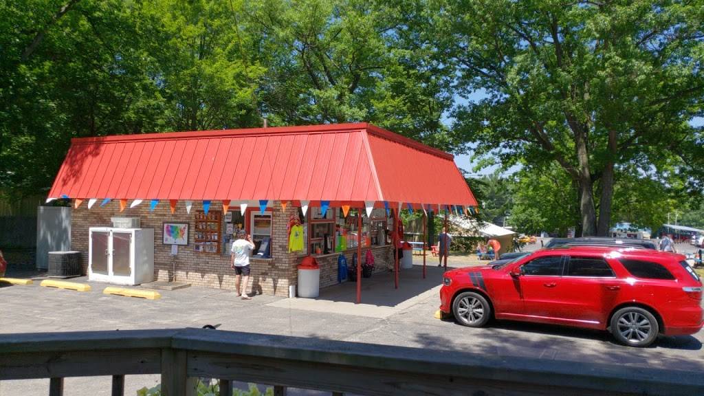 Whippy Dip | restaurant | 591 N 18th Ave, Mears, MI 49436, USA | 2318734715 OR +1 231-873-4715