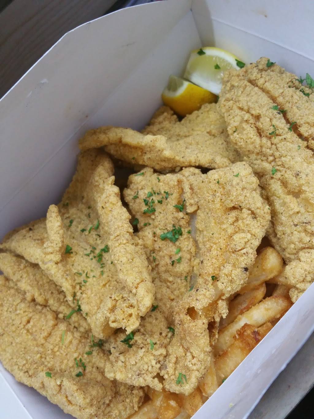 Catfish Station - Katy | restaurant | 19221 W Little York Rd, Katy, TX 77449, USA | 8326748166 OR +1 832-674-8166