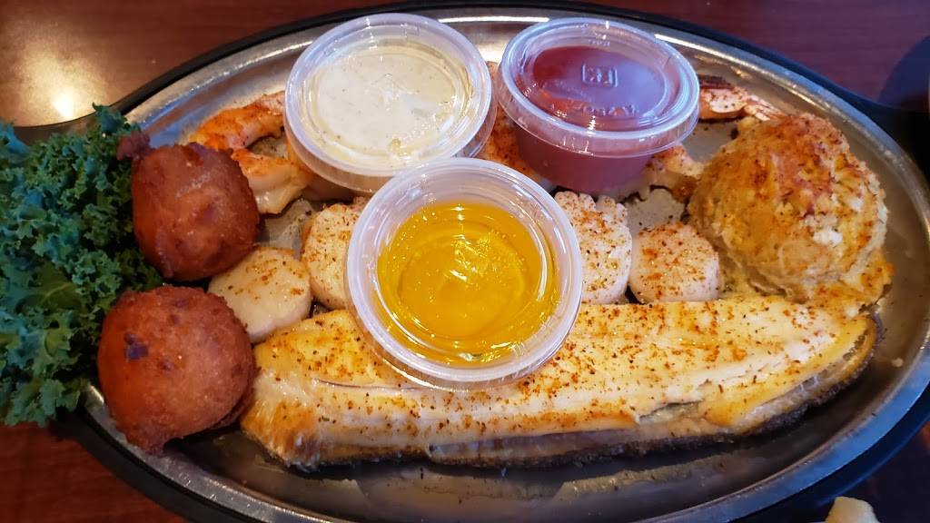 Surf Rider | restaurant | 2449 Old Taylor Rd, Chesapeake, VA 23321, USA | 7579665840 OR +1 757-966-5840