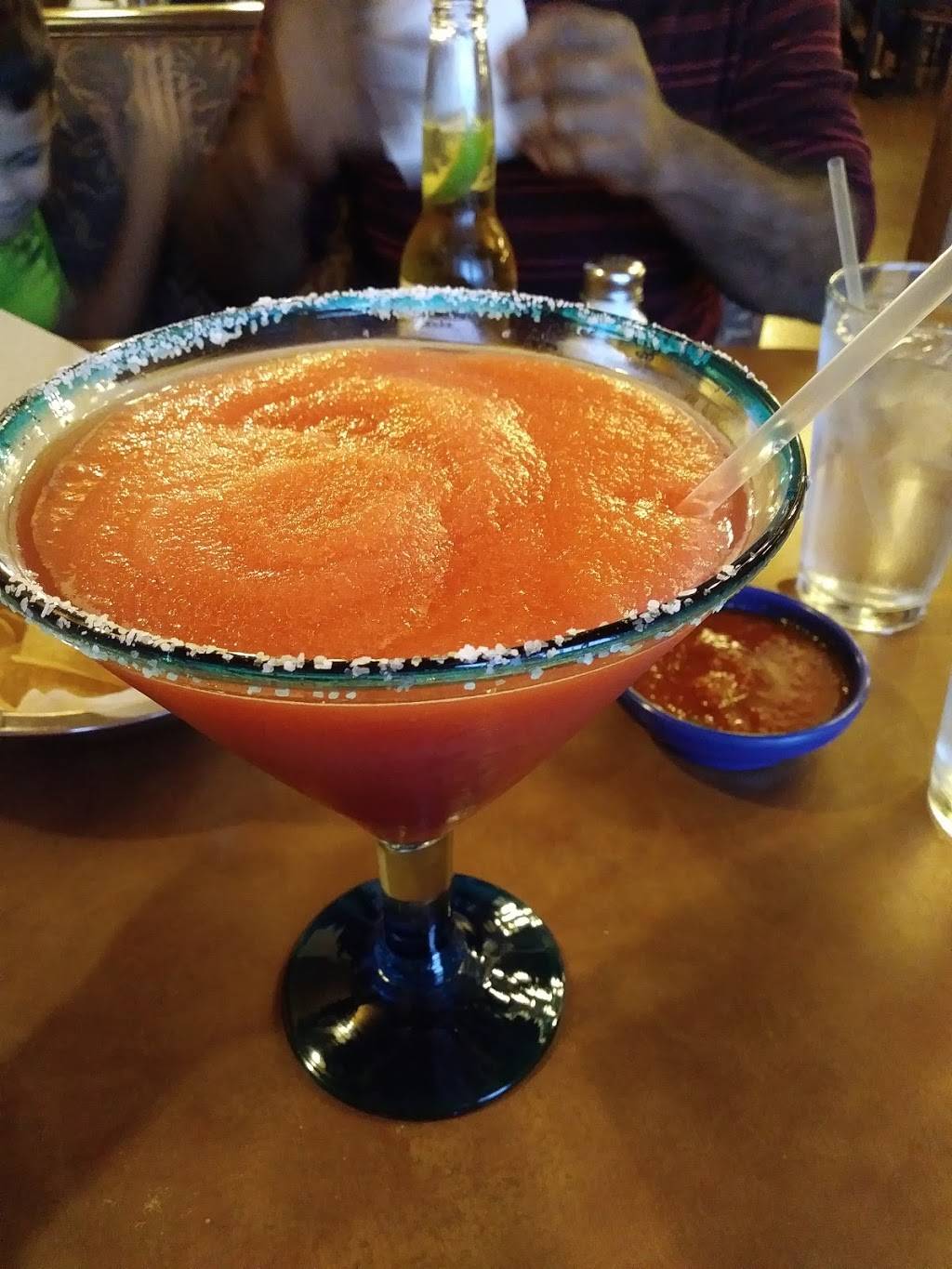 Mi Tenampa Mexican Restaurant | restaurant | 11915 Pendleton Pike # L, Indianapolis, IN 46236, USA | 3178233115 OR +1 317-823-3115