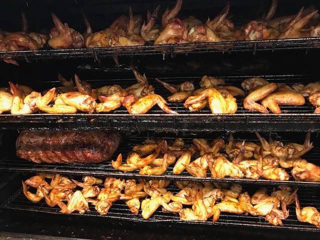 Bonfires Bar and Grill | restaurant | 1340 Alafaya Trail, Oviedo, FL 32765, USA | 4073664073 OR +1 407-366-4073