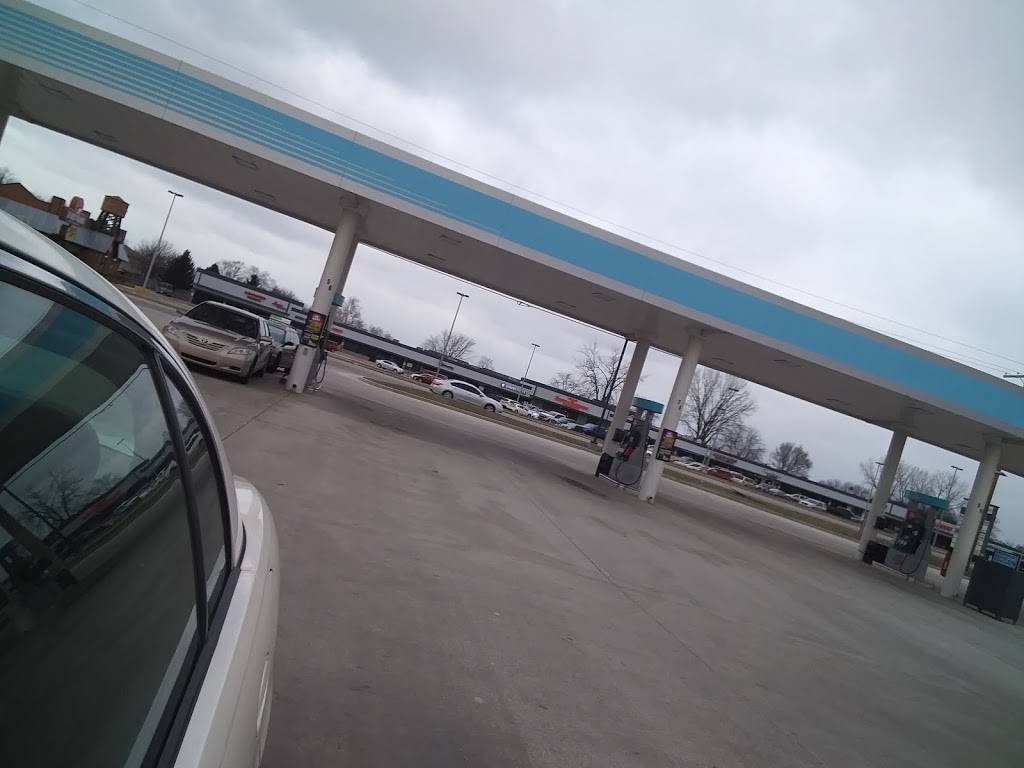 Family Express | restaurant | 5901 US-6, Portage, IN 46368, USA | 2197630048 OR +1 219-763-0048