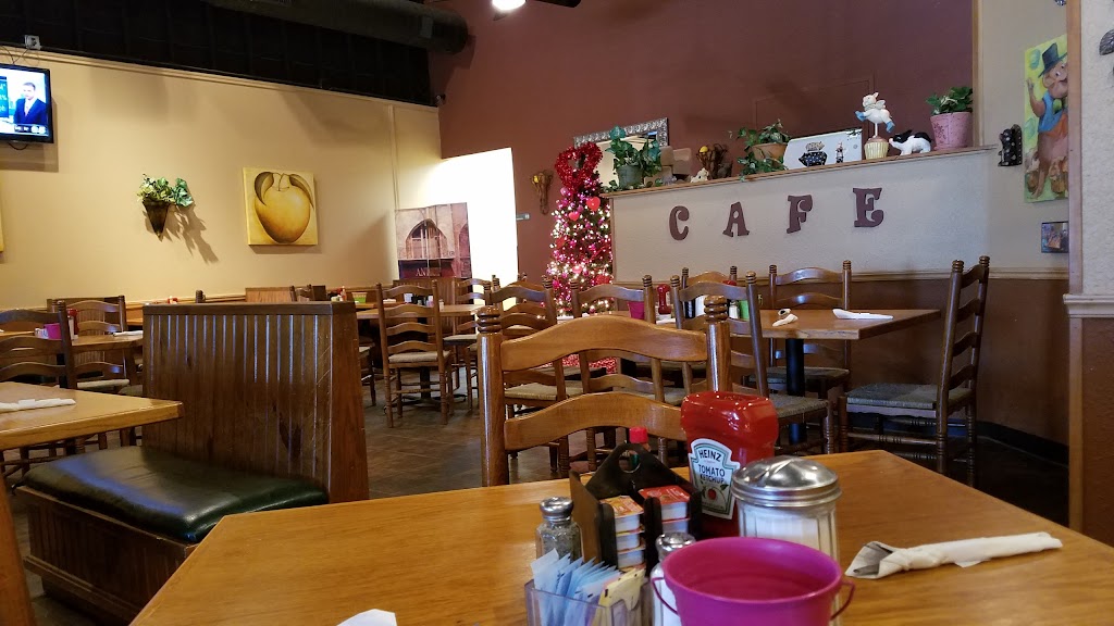 Snooty Pig Cafe | cafe | 100 Country Club Rd # 118, Argyle, TX 76226, USA | 9404640748 OR +1 940-464-0748