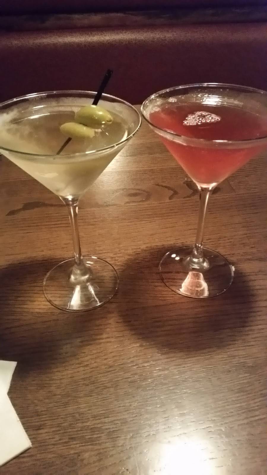 Mungos Italian Eatery | restaurant | 100 E Main St, Collinsville, IL 62234, USA | 6186326864 OR +1 618-632-6864