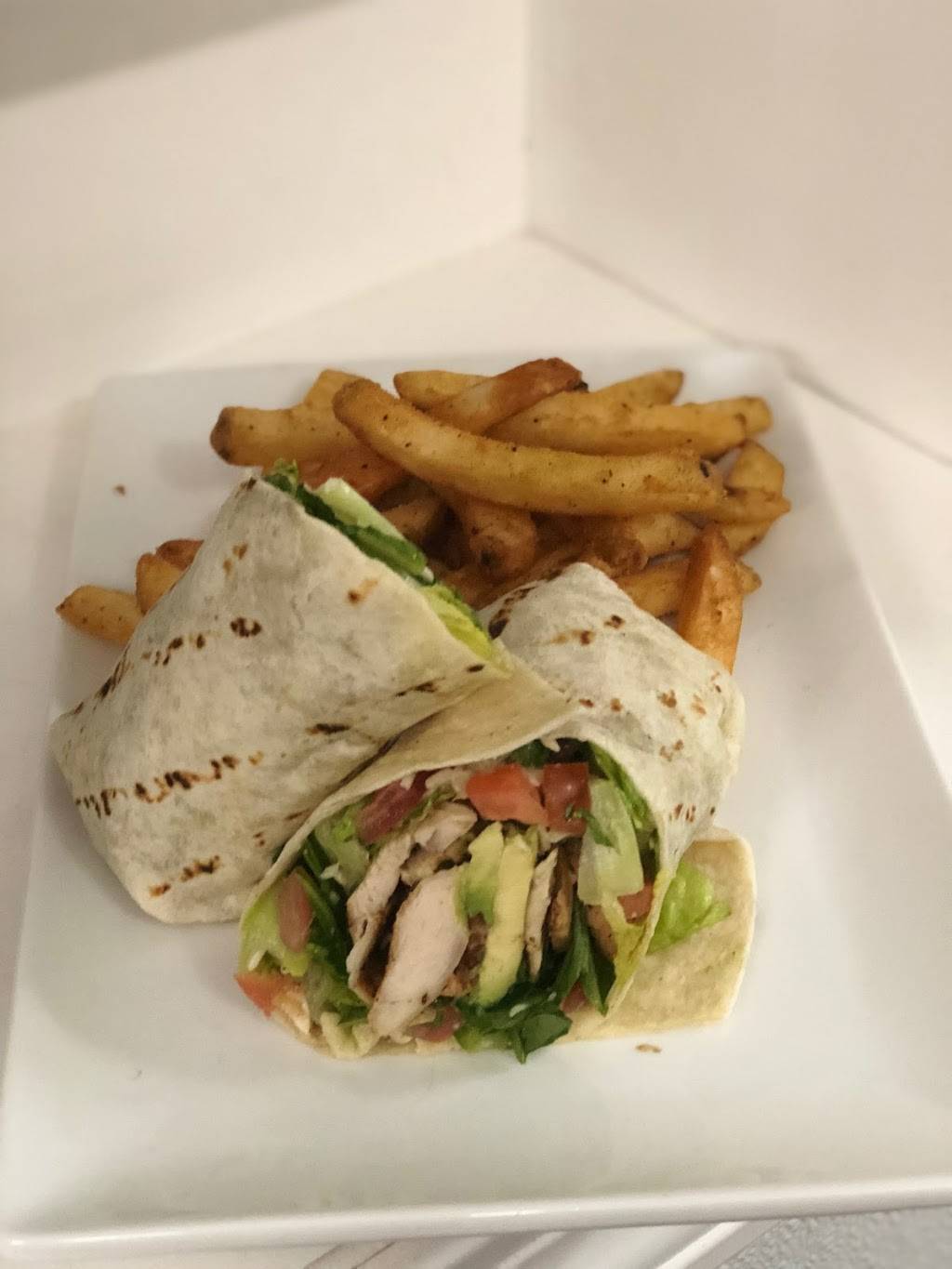 The General Deck-Bar-Grill | night club | 76 Street Rd, Southampton, PA 18966, USA | 2153221000 OR +1 215-322-1000