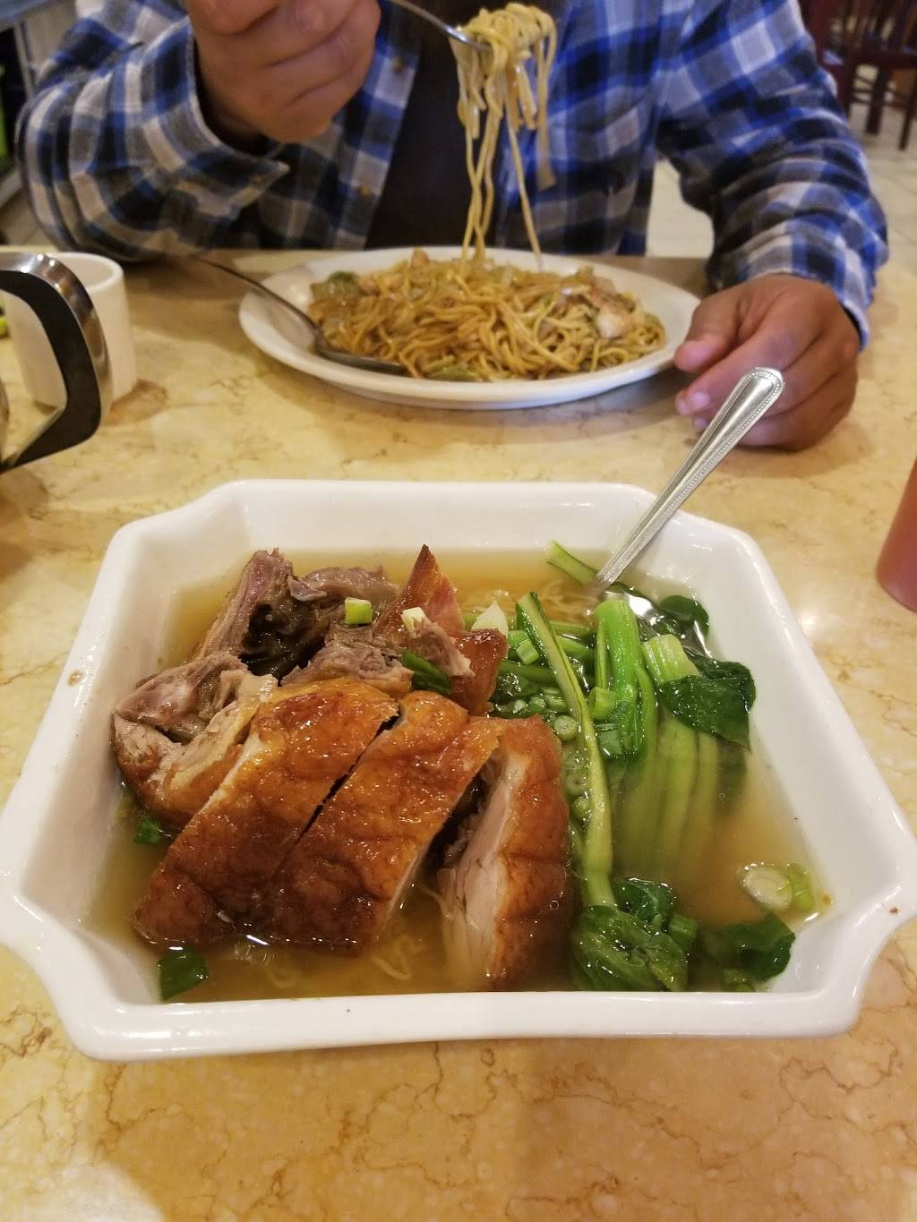 Emperors Palace | restaurant | 2136 Rockwell Ave, Cleveland, OH 44114, USA | 2168619999 OR +1 216-861-9999