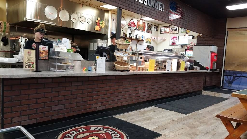 Pizza Factory | restaurant | 3936 Phelan Rd, Phelan, CA 92329, USA | 7608686543 OR +1 760-868-6543
