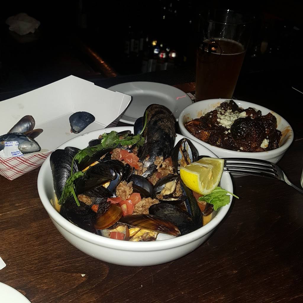 Waterfront Hotel | restaurant | 1710 Thames St, Baltimore, MD 21231, USA | 4105375055 OR +1 410-537-5055