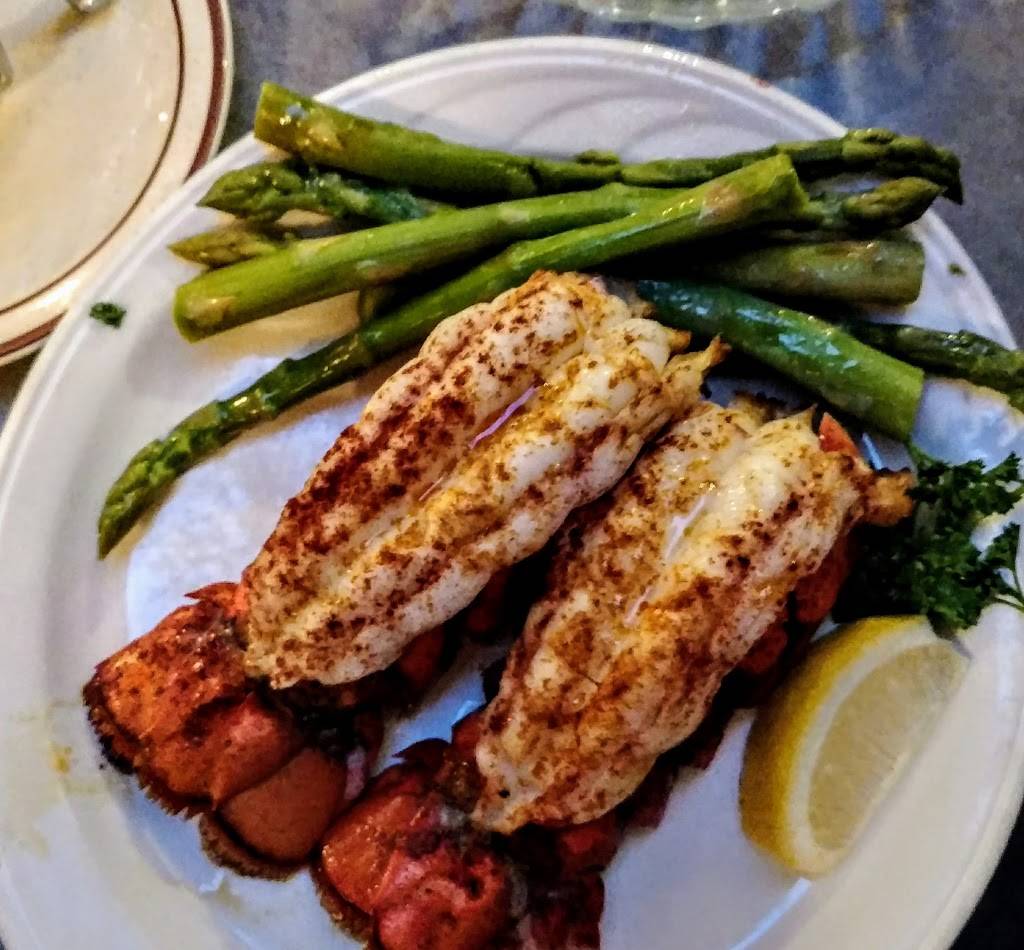 Knights Steakhouse | restaurant | 2324 Dexter Ave, Ann Arbor, MI 48103, USA | 7346658644 OR +1 734-665-8644