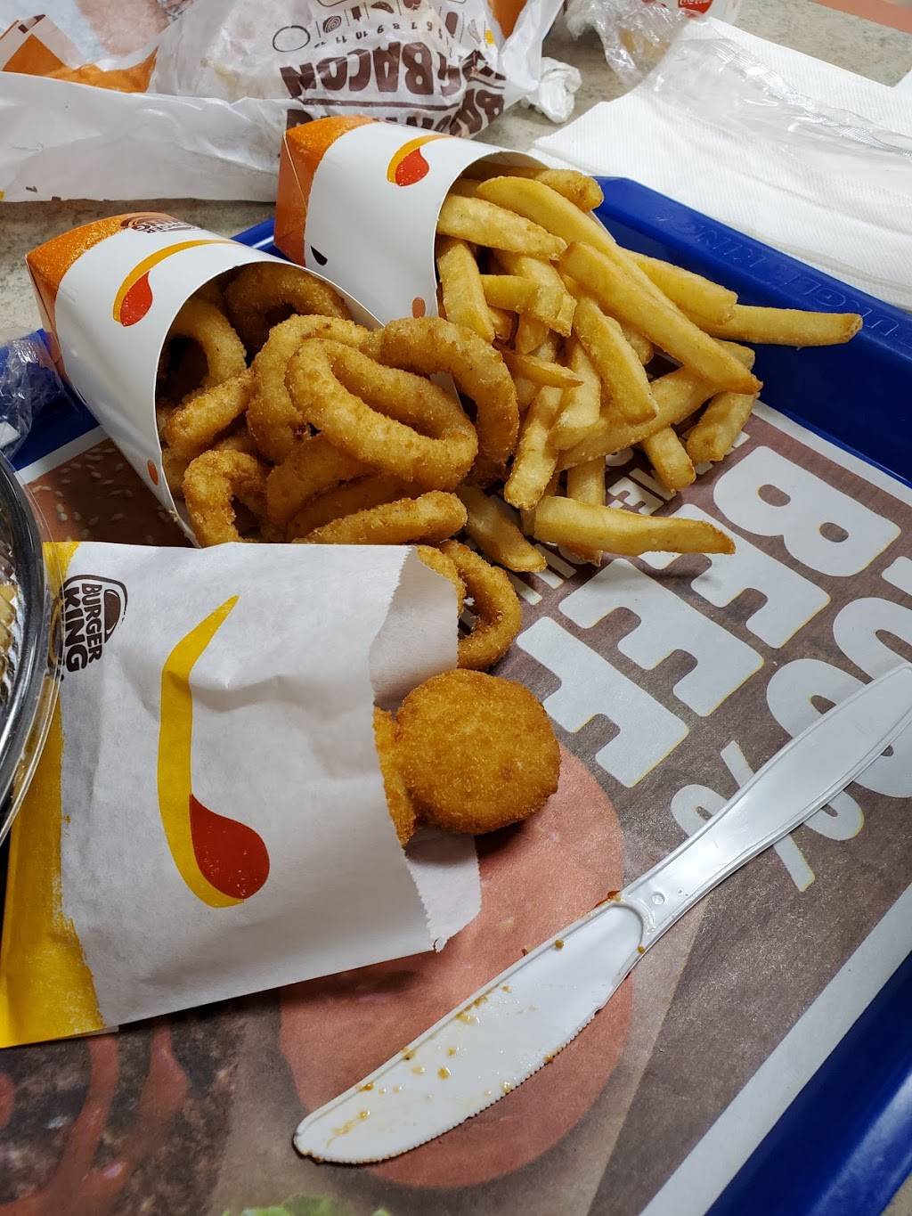 Burger King | restaurant | 100 Eglinton Square, Scarborough, ON M1L 2K1, Canada | 4167523681 OR +1 416-752-3681