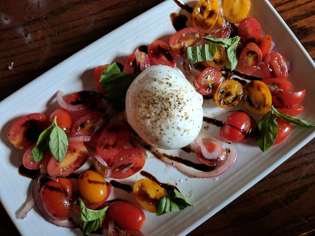 Carrabbas Italian Grill | restaurant | 10075 Gulf Center Dr, Fort Myers, FL 33913, USA | 2396902426 OR +1 239-690-2426