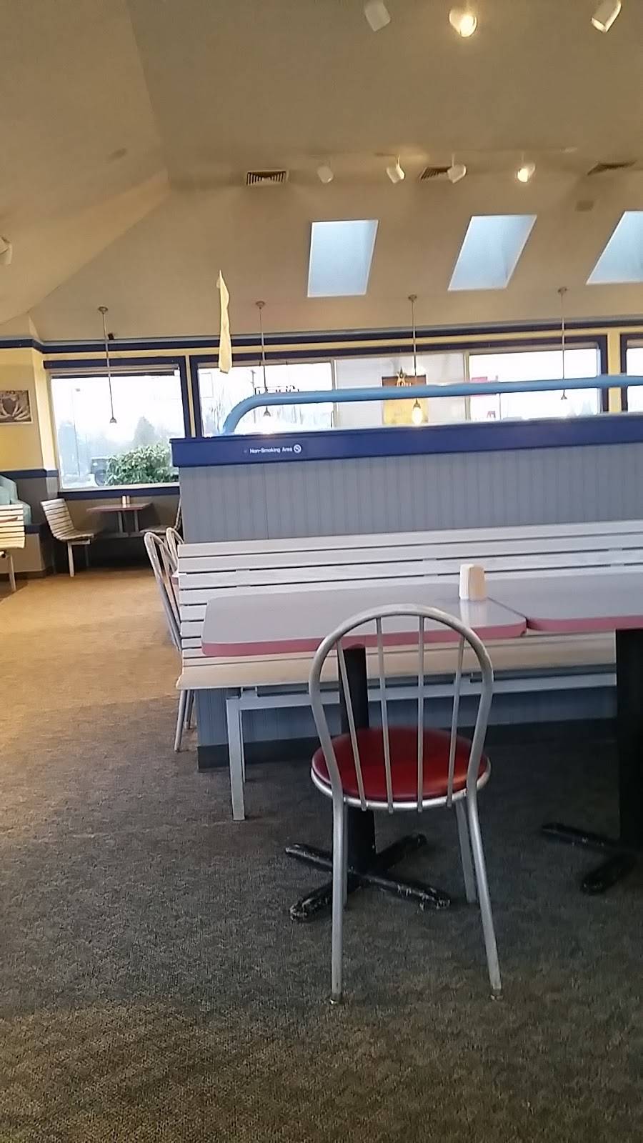 Ivars Seafood Bar | restaurant | 9726 State Ave, Marysville, WA 98270, USA | 3606537734 OR +1 360-653-7734