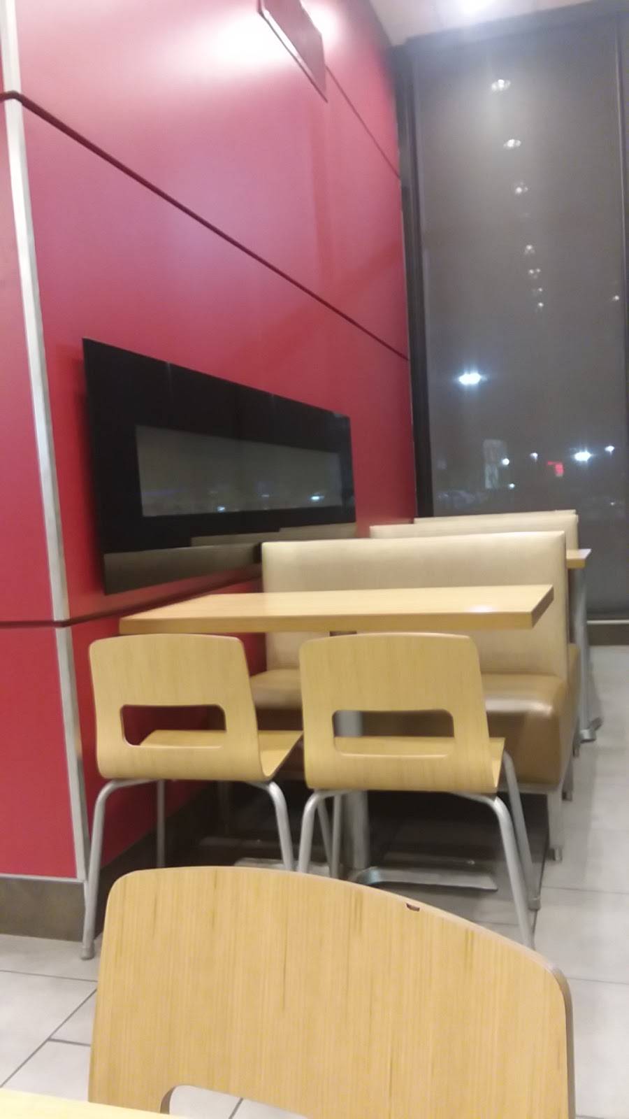 Wendys | restaurant | 949 N Wesleyan Blvd, Rocky Mount, NC 27804, USA | 2529853440 OR +1 252-985-3440