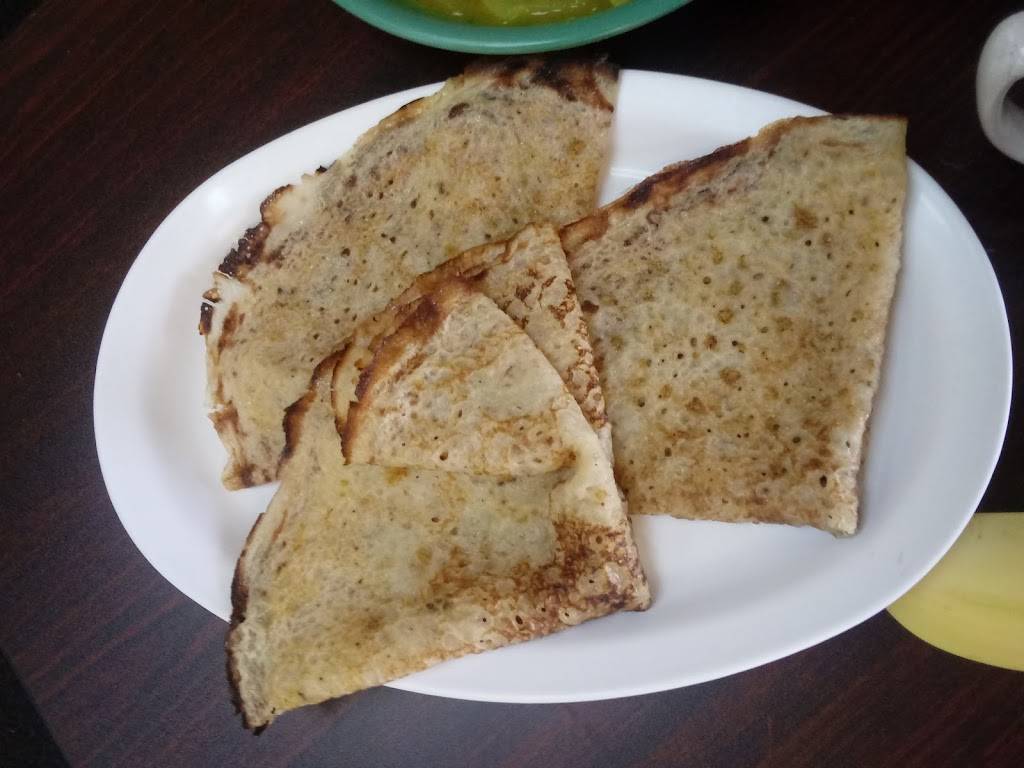 Barwaaqo | restaurant | 10200 E Mississippi Ave B, Denver, CO 80247, USA | 3037557699 OR +1 303-755-7699