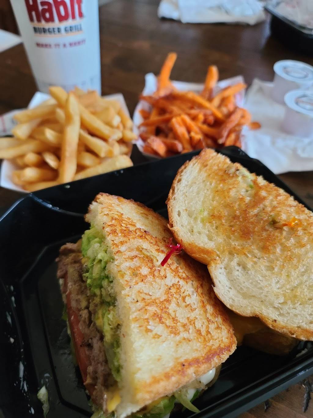 The Habit Burger Grill (Drive-Thru) | restaurant | 2245 N University Pkwy, Provo, UT 84604, USA | 3852540940 OR +1 385-254-0940