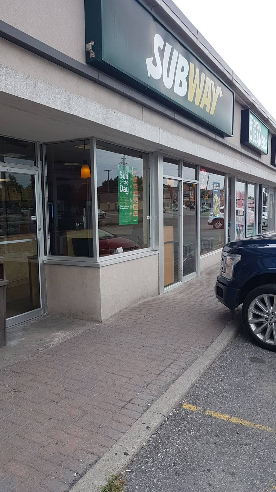 Subway | meal takeaway | 1523 Merivale Rd, Nepean, ON K2G 3J3, Canada | 6132283445 OR +1 613-228-3445