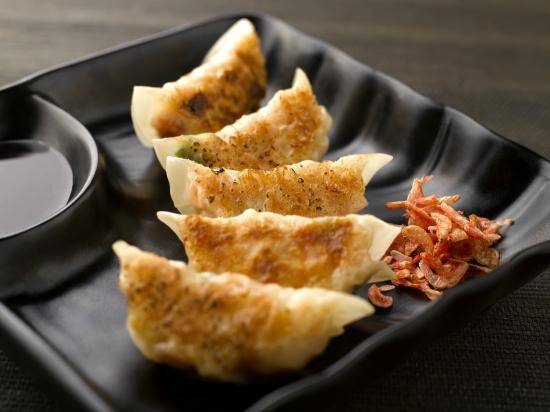 Wangs Bistro | restaurant | 207 N Main St, Frankenmuth, MI 48734, USA | 9896526888 OR +1 989-652-6888