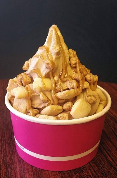 Chozen Yogurt | meal delivery | 208 S Center St, Casper, WY 82601, USA | 3073371082 OR +1 307-337-1082