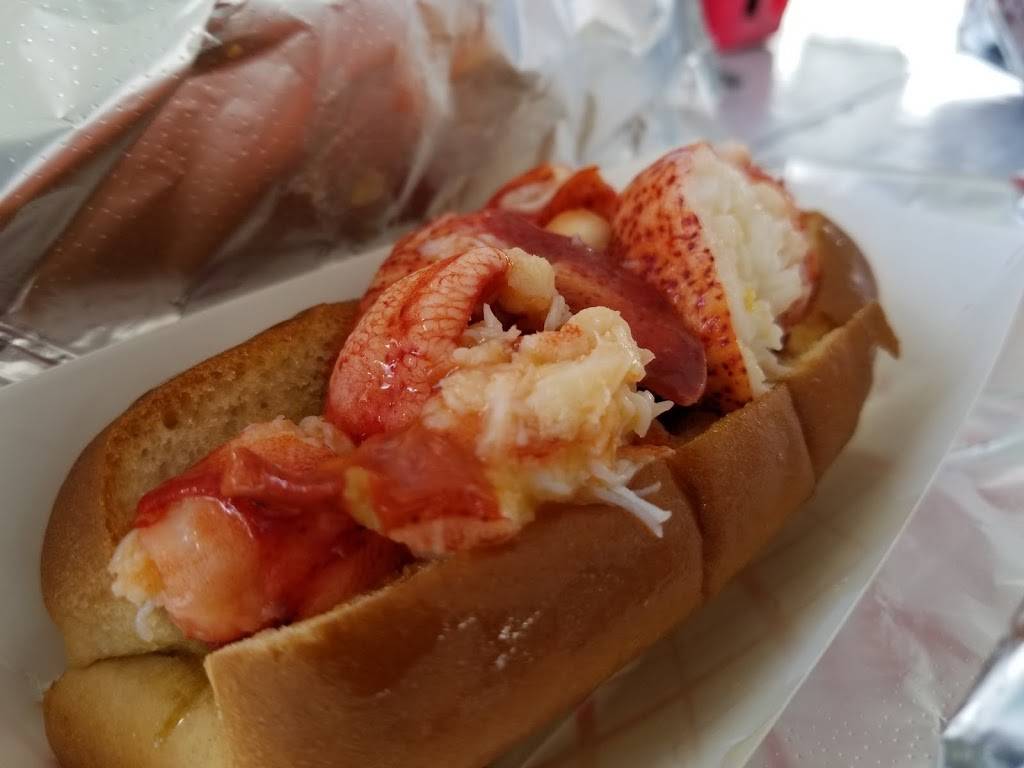 Guilford Lobster Pound | restaurant | 3443, 505 Old Whitfield St, Guilford, CT 06437, USA | 2034536122 OR +1 203-453-6122